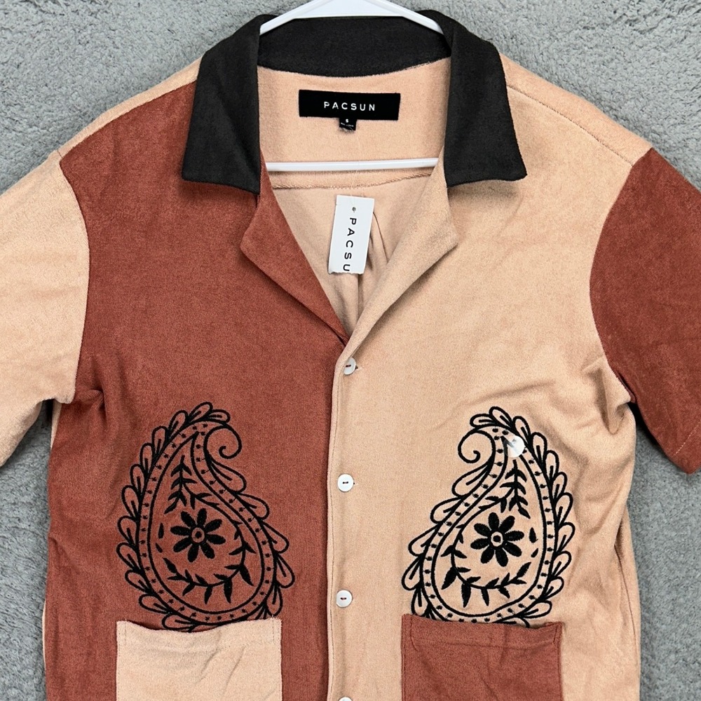 PacSun Mens Button Up Shirt Small Tan Terry Cloth Colorblock Embroidered NEW